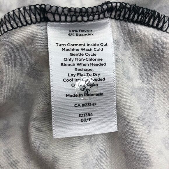 Talbots White Black Sleeveless Surplice V-Neck Pleated Fit & Flare Dress Size SP - Picture 9 of 9